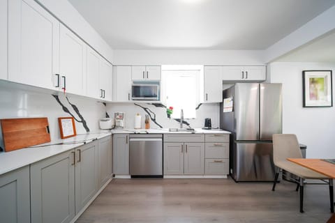 Cozy three bedroom House in Vancouver West Vacation rental in Vancouver