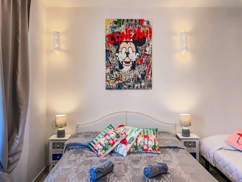 Bed, Decorative detail, Bedroom