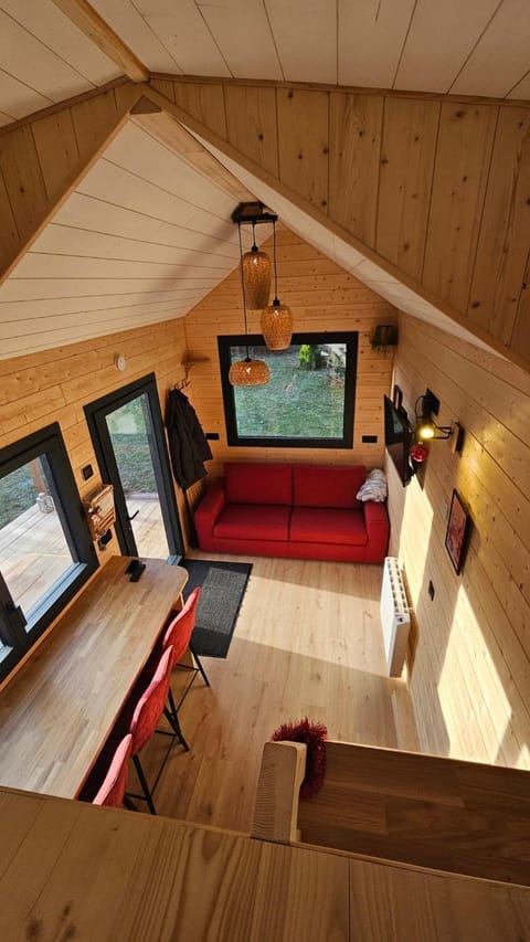 Communal lounge/ TV room, TV and multimedia, Living room, Seating area, Dining area