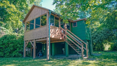 Property building, Facade/entrance