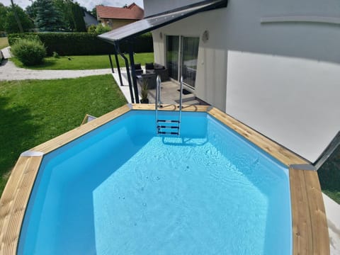 Property building, Pool view, Swimming pool, Swimming pool
