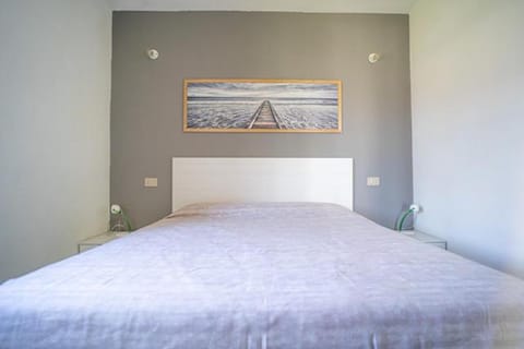 La Cinta Apartments House in San Teodoro