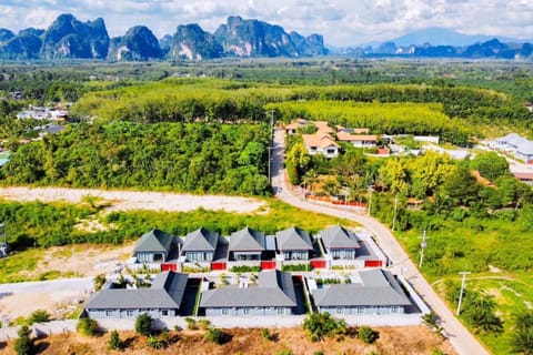 วิวธรรมชาติ วิลล่าอ่าวนางสระว่ายน้ำที่ดีที่สุด Ao Nang Krabi Villa in Krabi Changwat