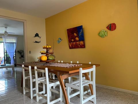 Casa 3 andares mobiliada no Frade, Angra dos Reis, com vista mar House in Angra dos Reis