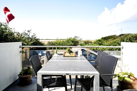 View (from property/room), Balcony/Terrace