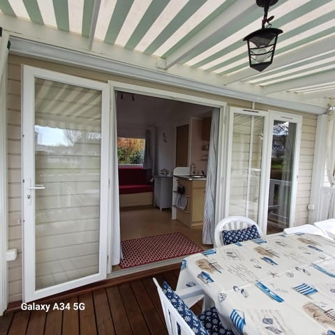 Patio, Balcony/Terrace