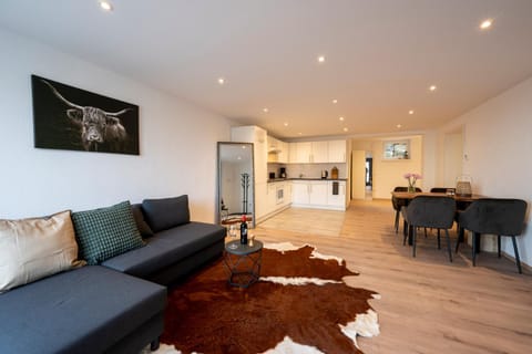 Kitchen or kitchenette, Living room, Dining area