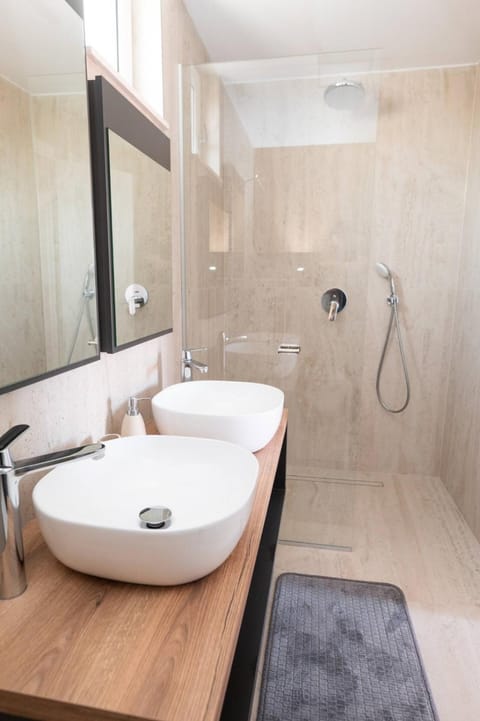 Apartman Elena Apartment in Šibenik-Knin County, Croatia