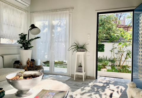 Day, Garden, Living room, Garden view