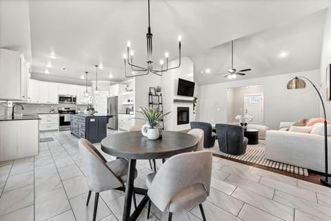 Sugar Pine Family Stay House in Springdale