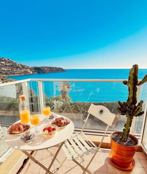Day, Natural landscape, View (from property/room), Balcony/Terrace, Balcony/Terrace, Dining area, Food, Sea view, Breakfast, Continental breakfast, Drinks
