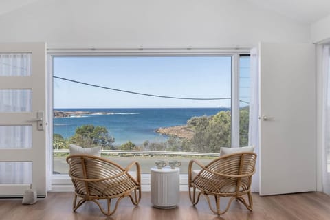 Living room, Sea view