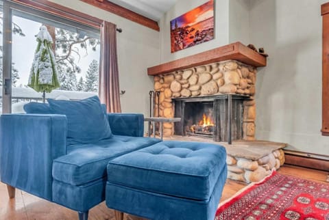 3-Level Incline Village Retreat with Fireplace House in Incline Village