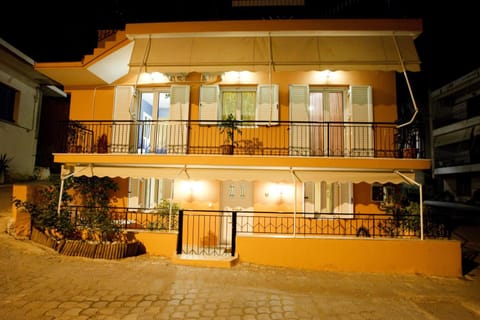 Property building, Balcony/Terrace