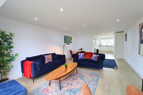 Communal lounge/ TV room, Living room