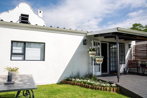 Faraway Cottage 3 Gables Self catering Swellendam Apartment in Western Cape