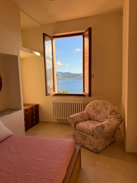 Bed, Natural landscape, Photo of the whole room, Bedroom, Mountain view, Sea view