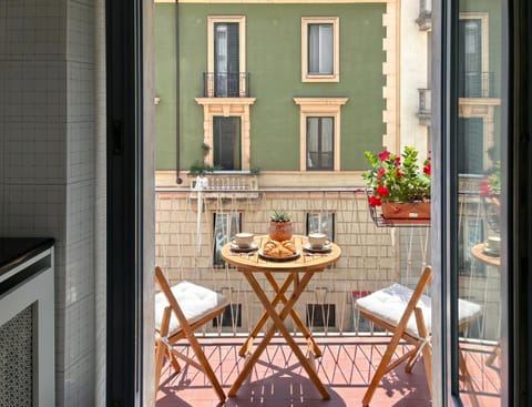 Property building, Balcony/Terrace