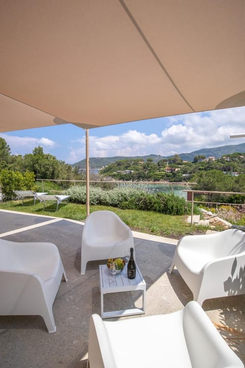 Baia di Spartaia 5 Apartment in Tuscany