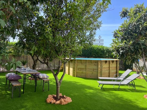 Balcony/Terrace, Swimming pool