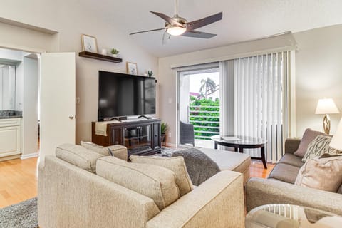 Resort Perks Condo with Private Balcony in St Pete! Apartment in Isla del Sol