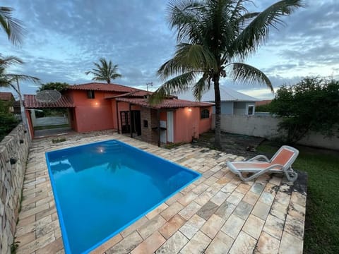 Excelente casa em Praia Seca House in Araruama