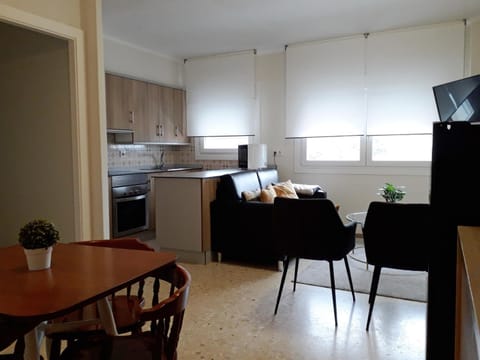 Living room, Dining area, kitchen