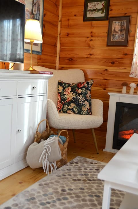 TV and multimedia, Living room, Photo of the whole room, Seating area