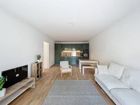 Communal lounge/ TV room, Kitchen or kitchenette, Living room, Seating area
