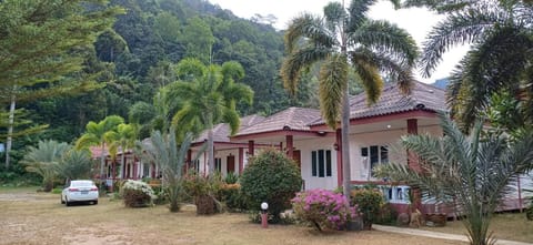 Property building, Natural landscape, Garden view, Mountain view