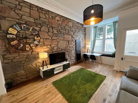 Stunning refurbished main door Marchmont apartment Apartment in Edinburgh