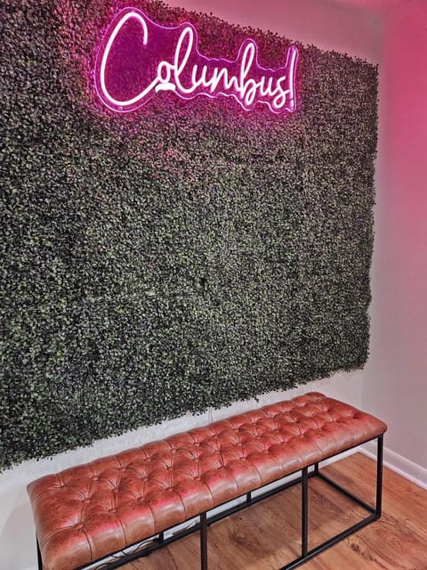 Clintonville Charmer - Central, Arcade, Selfie Wall House in Clintonville