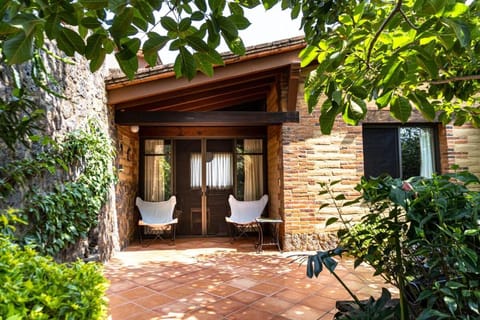 Seating area, sunbed