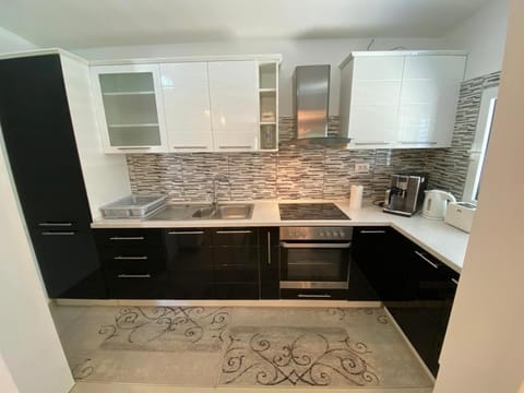 Apartments Stepen Apartment in Kotor Municipality