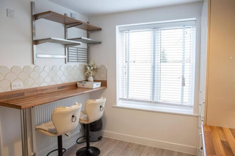 Bankside StaysSleeps 8 House in Banbury