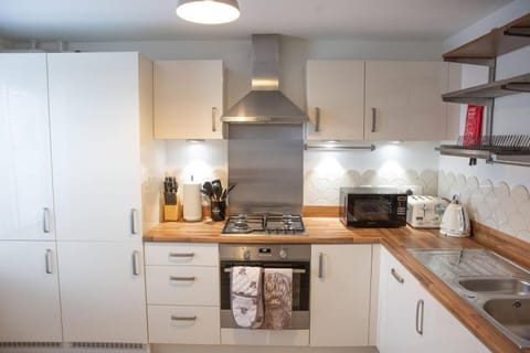 Bankside StaysSleeps 8 House in Banbury