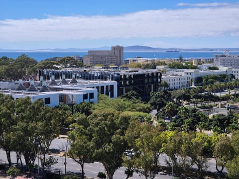 City view, Sea view