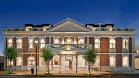 Property building, Night