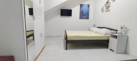 ''By the sea II' Apartment in Šibenik-Knin County, Croatia