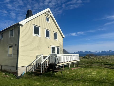 Property building, Balcony/Terrace