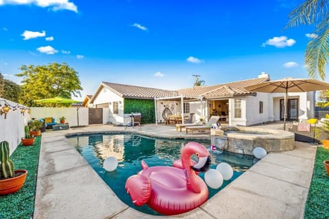 Amazing 5BR Villa with Heated Pool House in Bermuda Dunes