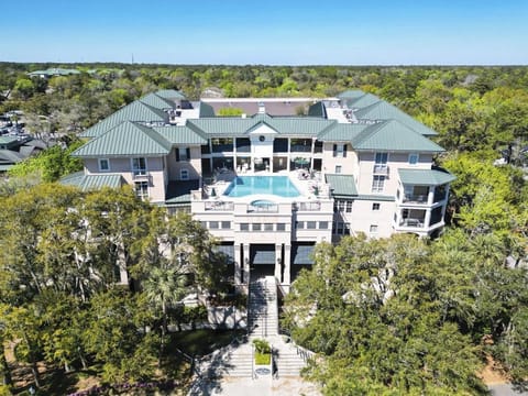 Hot Tub, Balcony/Terrace, Pool view, Swimming pool