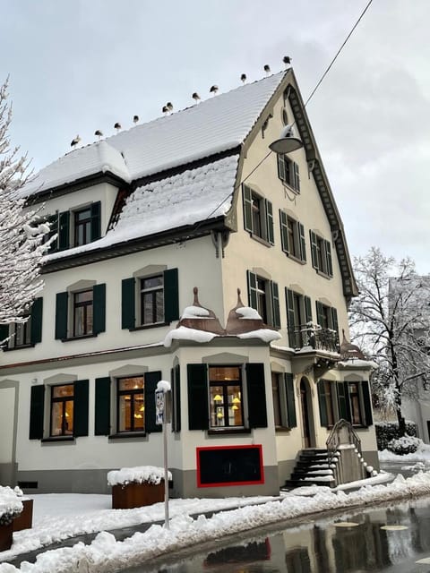 Property building, Winter