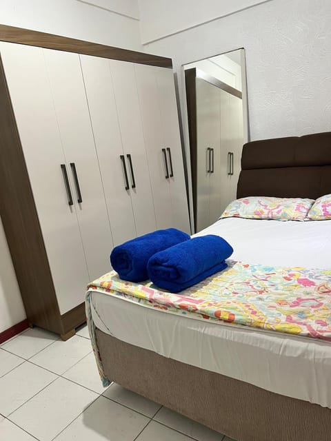 Bed, Bedroom, towels, wardrobe