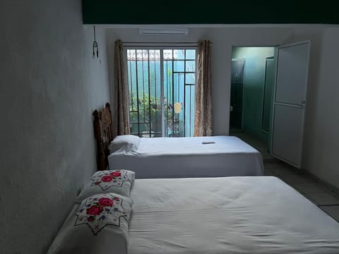 Bed, Garden, Photo of the whole room, Bedroom