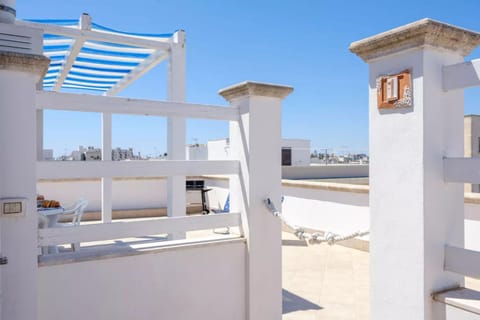 Residenza Smeraldo 12 Beds Sea View House in Porto Cesareo
