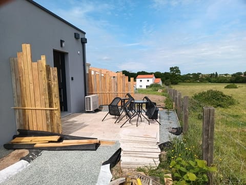 BBQ facilities, Garden, Balcony/Terrace