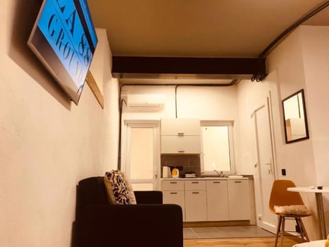 Budget Rooms by LA88 Bed and Breakfast in Saint Paul's Bay