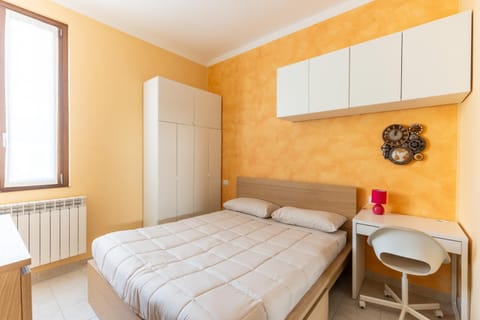 2 Bedrooms Apartment with Wi-Fi-Netflix Apartment in Milan