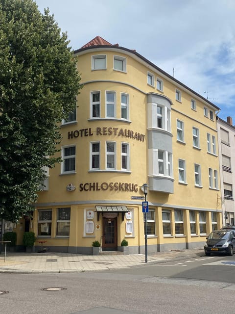 Hotel-Restaurant-Schlosskrug Hotel in Saarbrücken